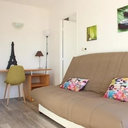 Apartment La Rochelle, 2 Pieces, 4 Personnes - Fr-1-246-124